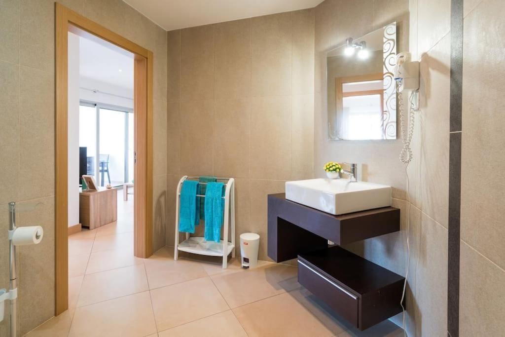 Apartment Santo Amaro - D